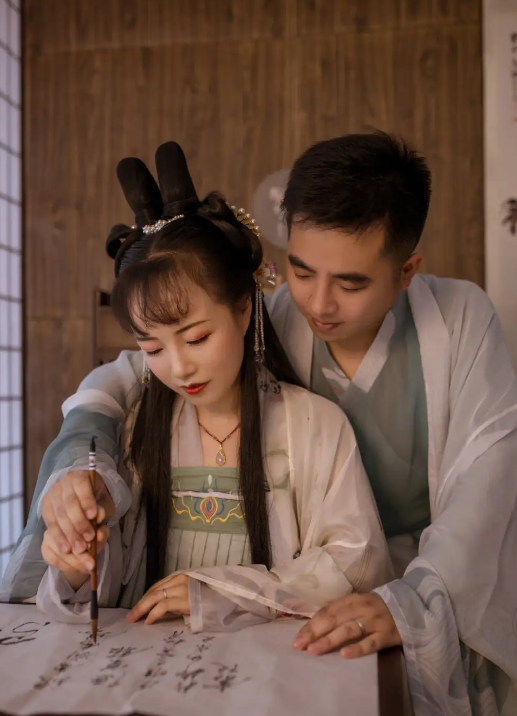 金風(fēng)玉露一相逢
