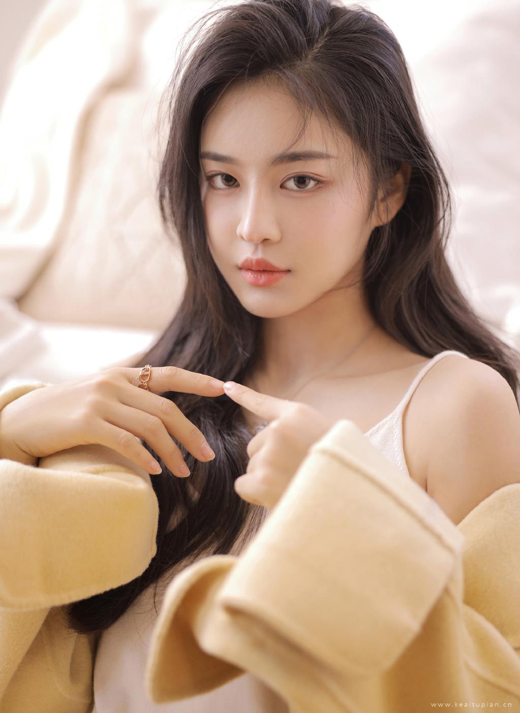 逃妻歸來(lái)三個(gè)女寶甜又颯